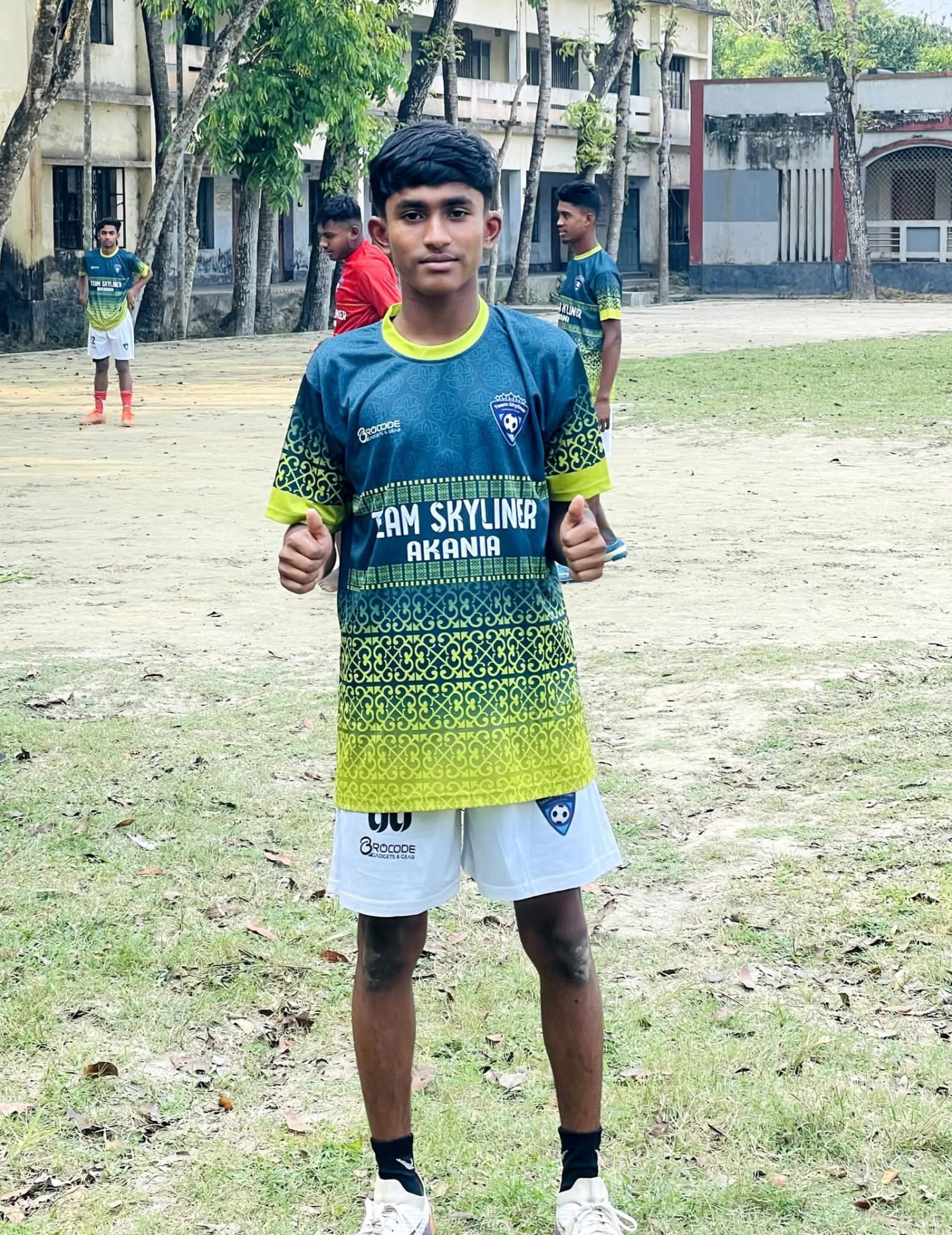 তামিম পাঠান — জার্সি নাম্বার 06